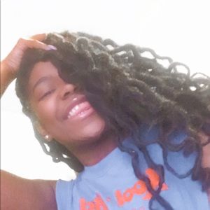 Meet your Posher, Zaida